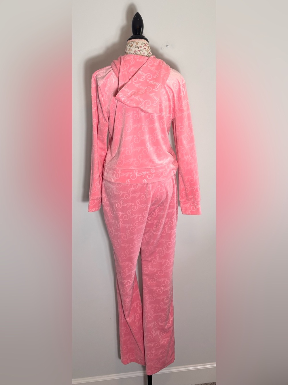 Juicy Couture Pink Velour Tracksuit Set Y2K Barbiecore Large - Picture 2 of 7